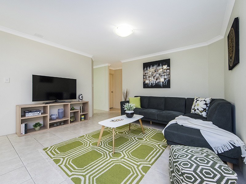 37 Lambertia Crescent, High Wycombe WA 6057