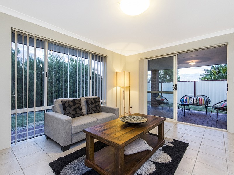 37 Lambertia Crescent, High Wycombe WA 6057