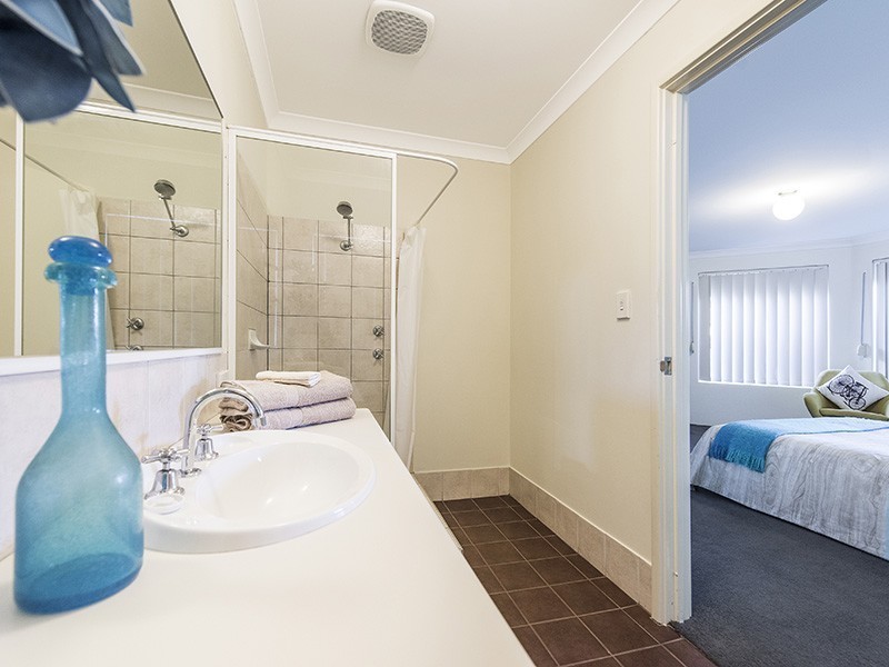 37 Lambertia Crescent, High Wycombe WA 6057