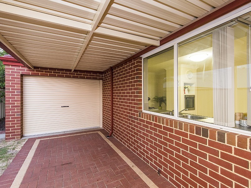 37 Lambertia Crescent, High Wycombe WA 6057