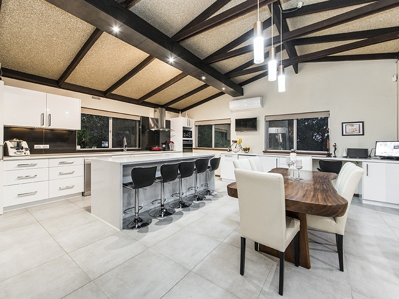 55 Basildon Road, Lesmurdie WA 6076