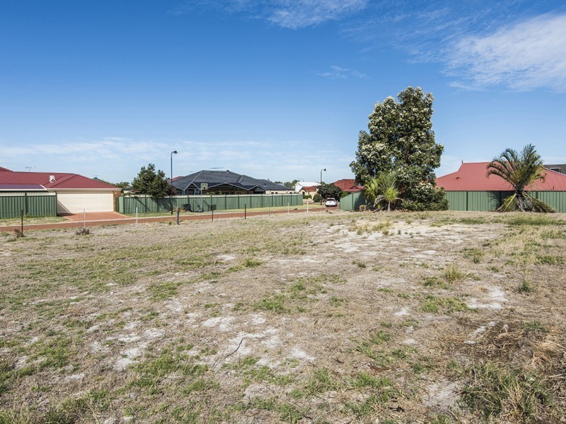 17 Teddington Loop, High Wycombe WA 6057