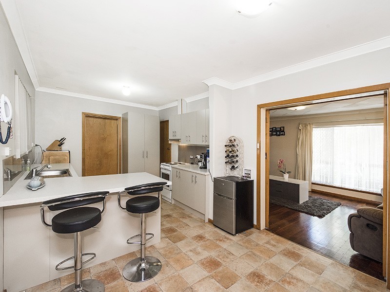 28 Warner Road, High Wycombe WA 6057