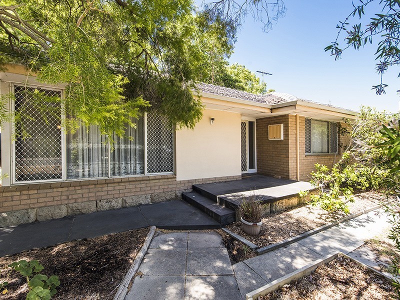 28 Warner Road, High Wycombe WA 6057