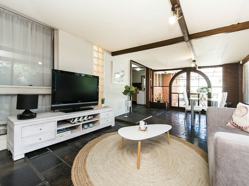 36 Bugendore Street, Maida Vale WA 6057