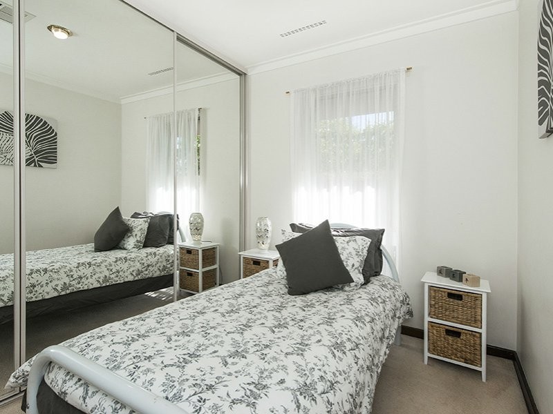 36 Bugendore Street, Maida Vale WA 6057