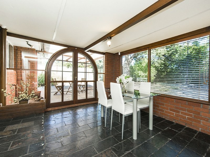 36 Bugendore Street, Maida Vale WA 6057