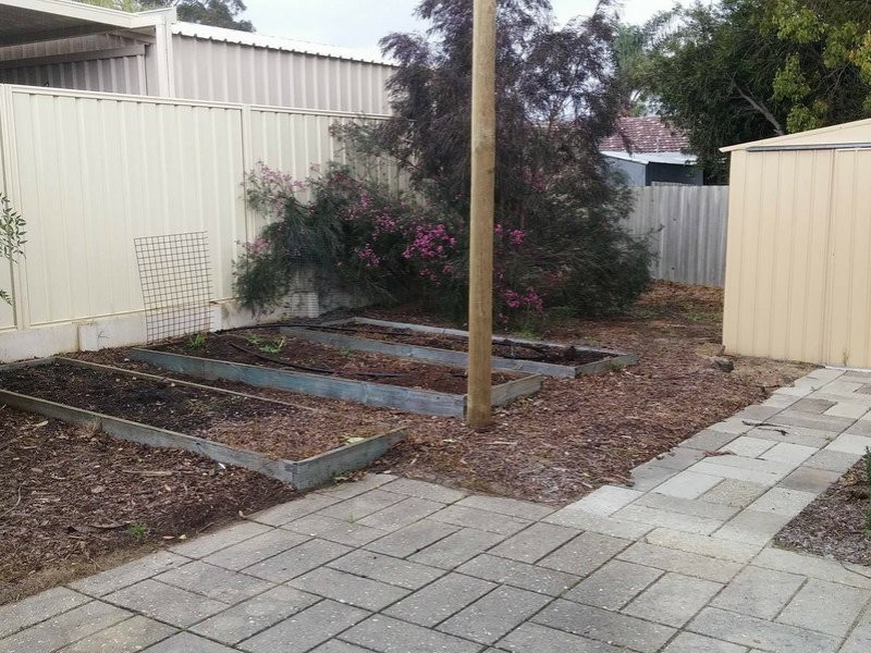 67 Calluna Way, Forrestfield WA 6058