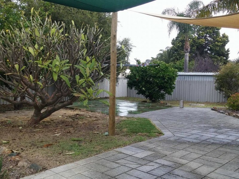 67 Calluna Way, Forrestfield WA 6058