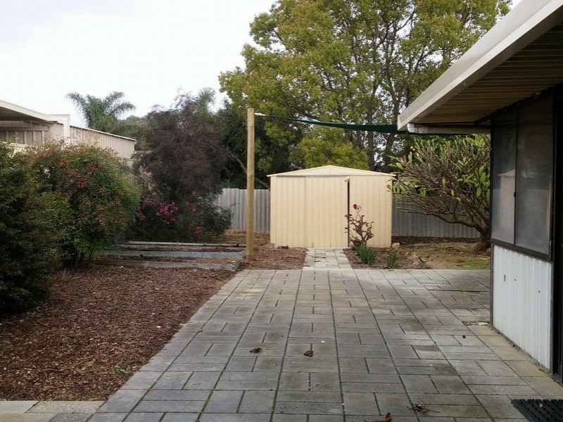 67 Calluna Way, Forrestfield WA 6058