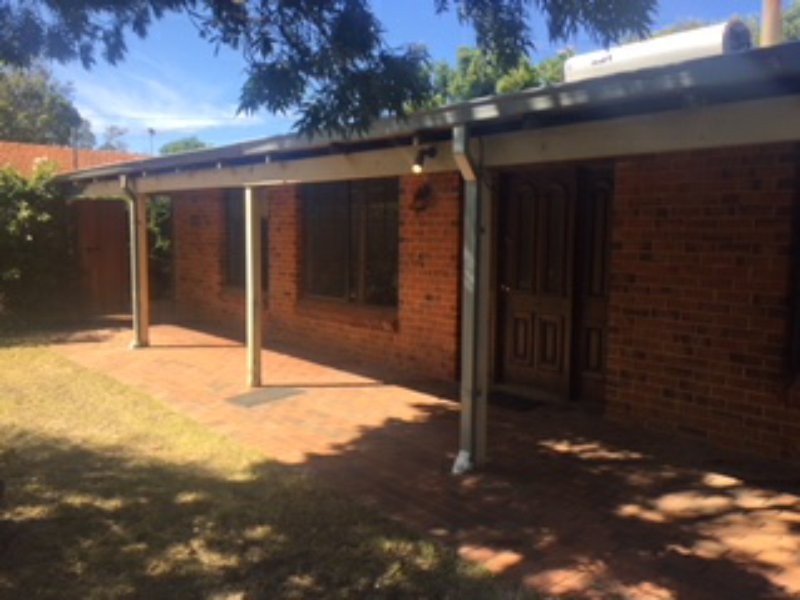 33 Falls Road, Lesmurdie WA 6076