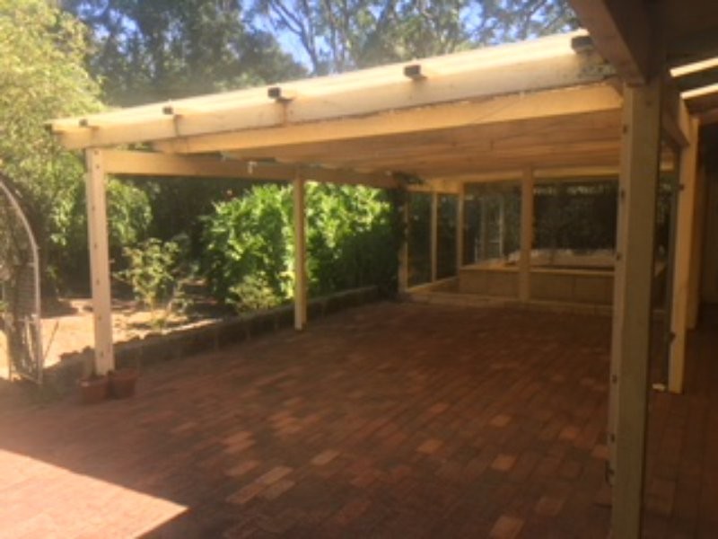 33 Falls Road, Lesmurdie WA 6076