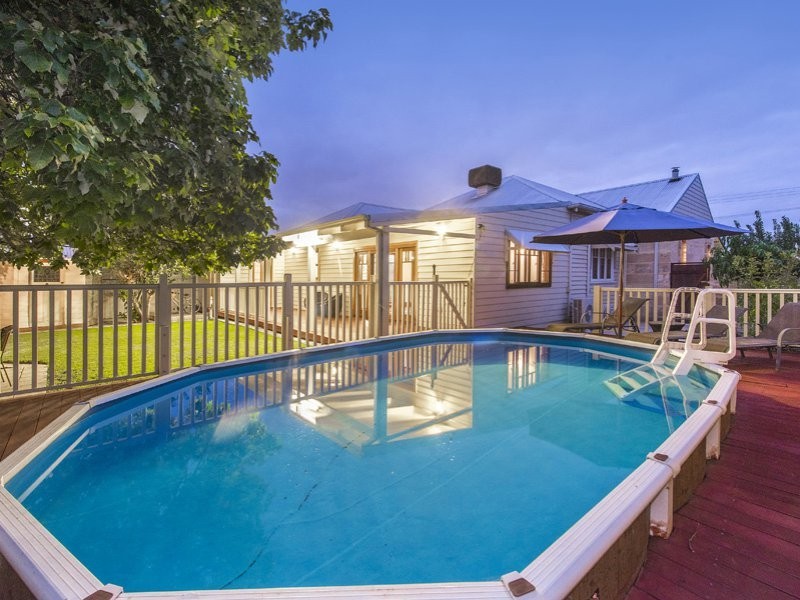 33 Macao Road, High Wycombe WA 6057
