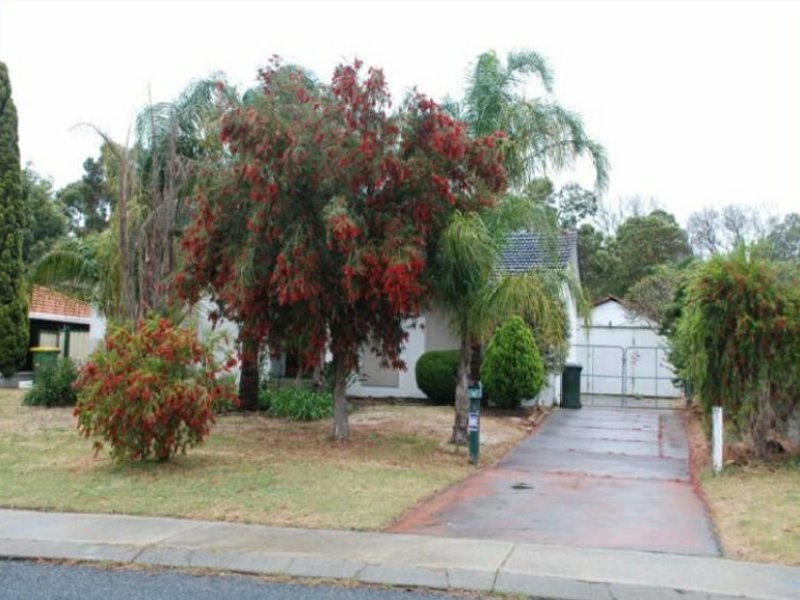 5 Bugendore Street, Maida Vale WA 6057