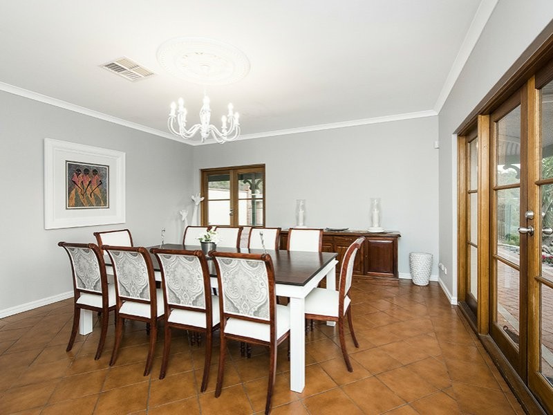 90 John Farrant Drive, Gooseberry Hill WA 6076