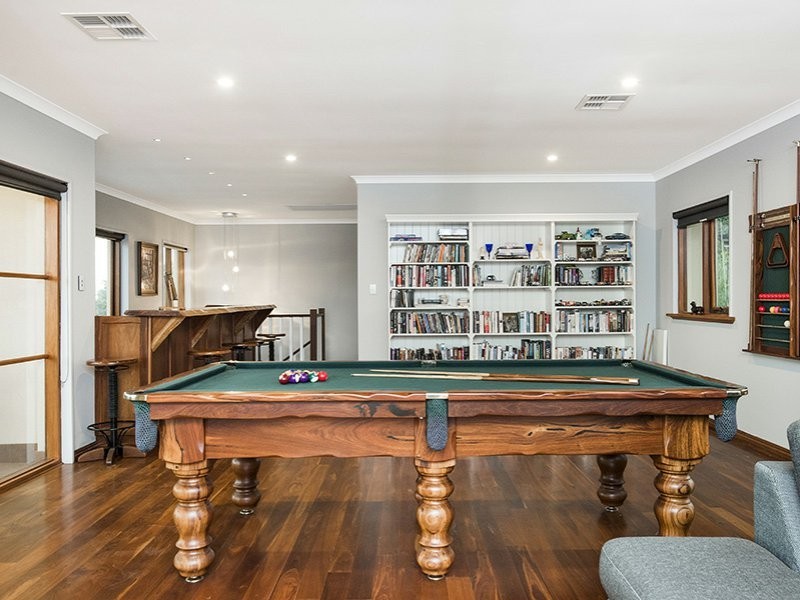 90 John Farrant Drive, Gooseberry Hill WA 6076