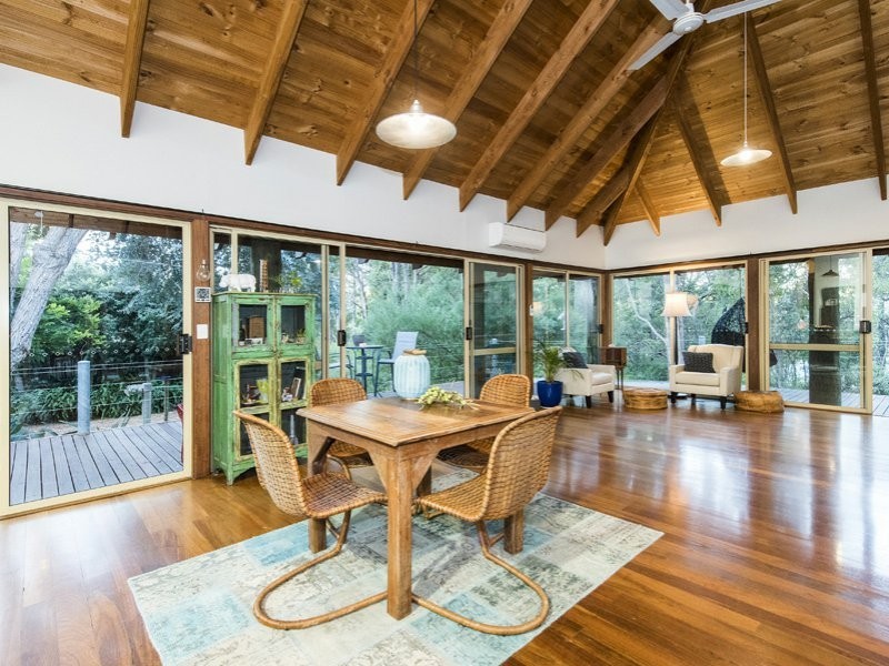 945 Martin Road, Mundaring WA 6073