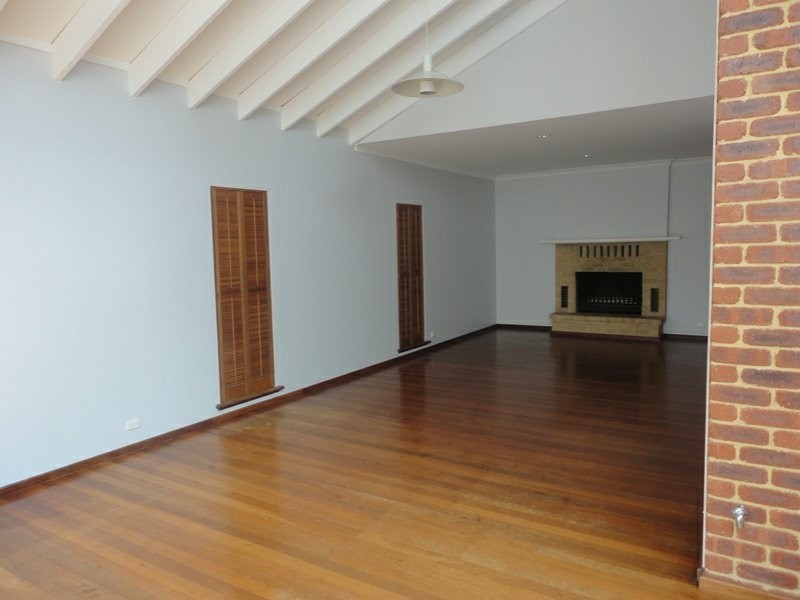 141 Stanhope Road, Bickley WA 6076