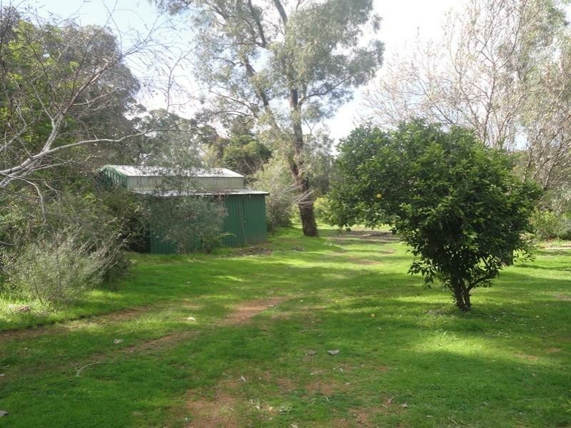 141 Stanhope Road, Bickley WA 6076