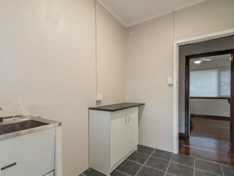 17 Newburn Road, High Wycombe WA 6057