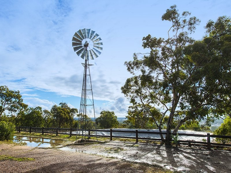 9 Adelaide Crescent, Helena Valley WA 6056