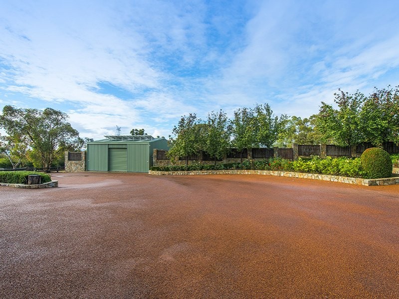 9 Adelaide Crescent, Helena Valley WA 6056