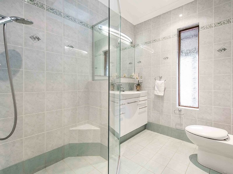 9 Adelaide Crescent, Helena Valley WA 6056