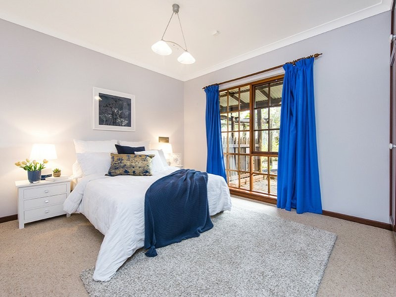 9 Adelaide Crescent, Helena Valley WA 6056