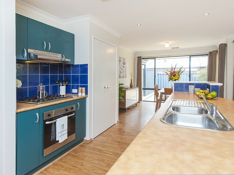 24 Buttercup Crescent, High Wycombe WA 6057