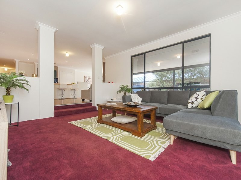 24 Buttercup Crescent, High Wycombe WA 6057