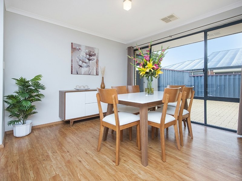 24 Buttercup Crescent, High Wycombe WA 6057