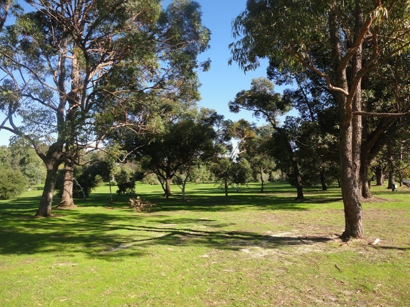 64 Orangedale Road, Lesmurdie WA 6076