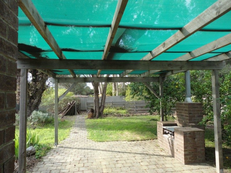 6 Orangedale Road, Lesmurdie WA 6076