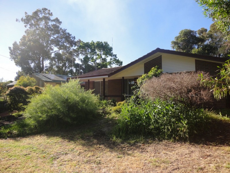 6 Orangedale Road, Lesmurdie WA 6076