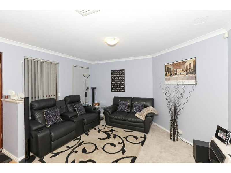 20 Rowell Gardens, High Wycombe WA 6057