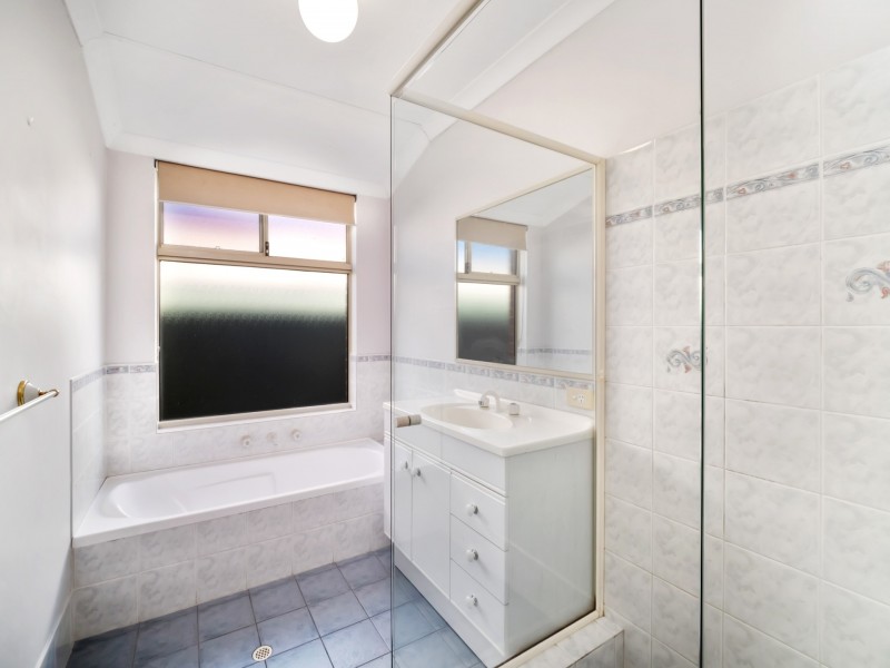 20 Rowell Gardens, High Wycombe WA 6057