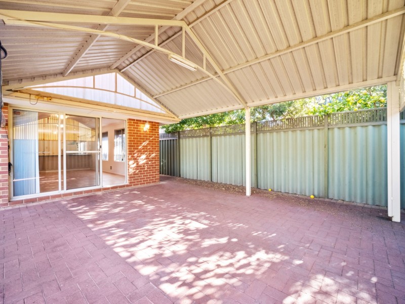 20 Rowell Gardens, High Wycombe WA 6057