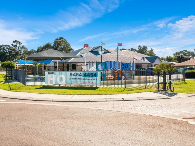 20 Rowell Gardens, High Wycombe WA 6057