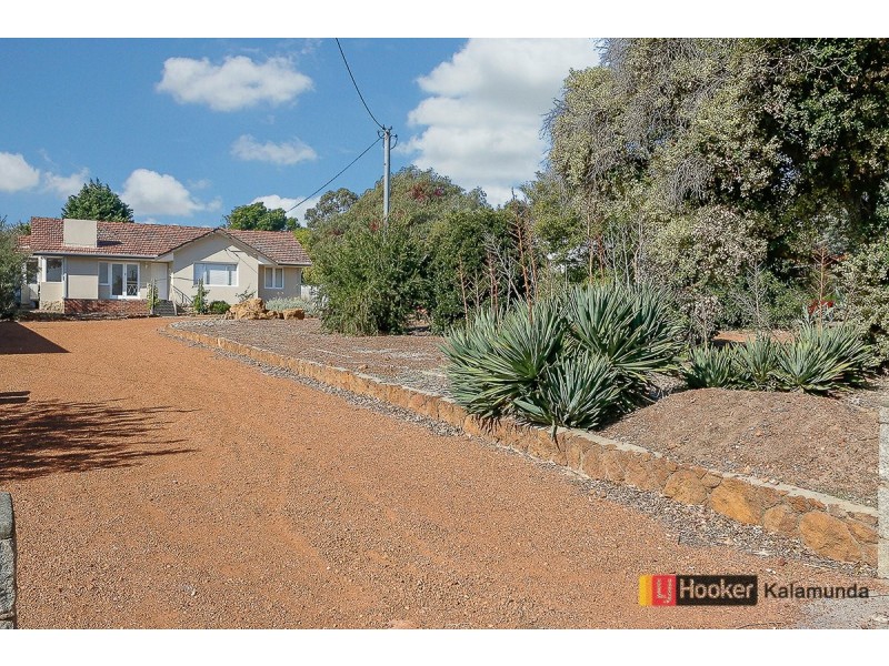 181 Canning Road, Kalamunda WA 6076