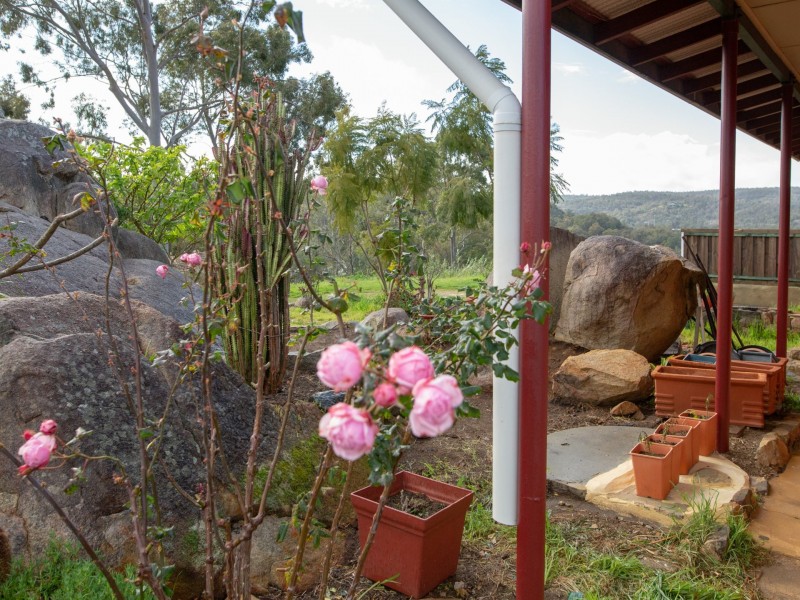 22 Boya Crescent, Boya WA 6056