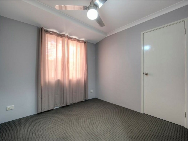 17 Tungsten Court, Forrestfield WA 6058