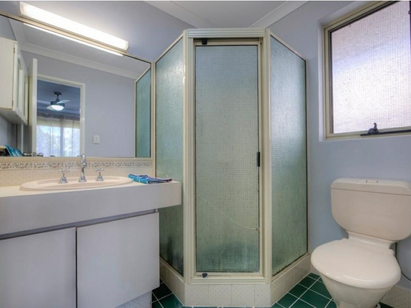 17 Tungsten Court, Forrestfield WA 6058