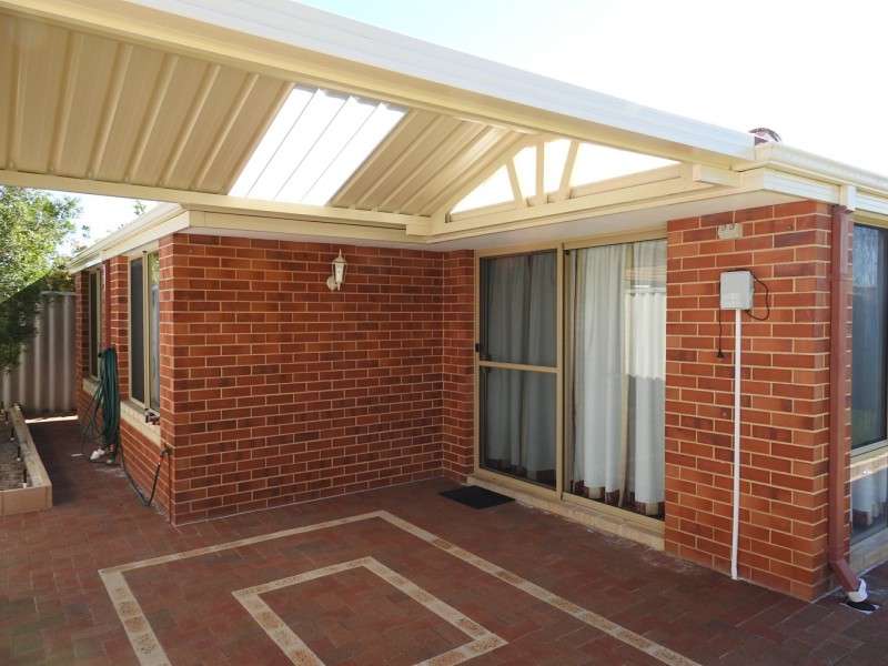 1/4 Wittenoom Road, High Wycombe WA 6057