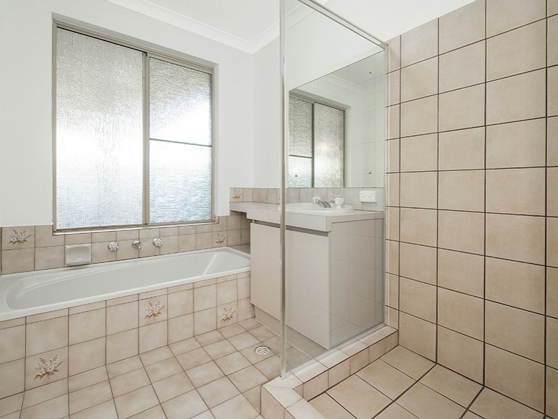 73 Golden Crescent, High Wycombe WA 6057