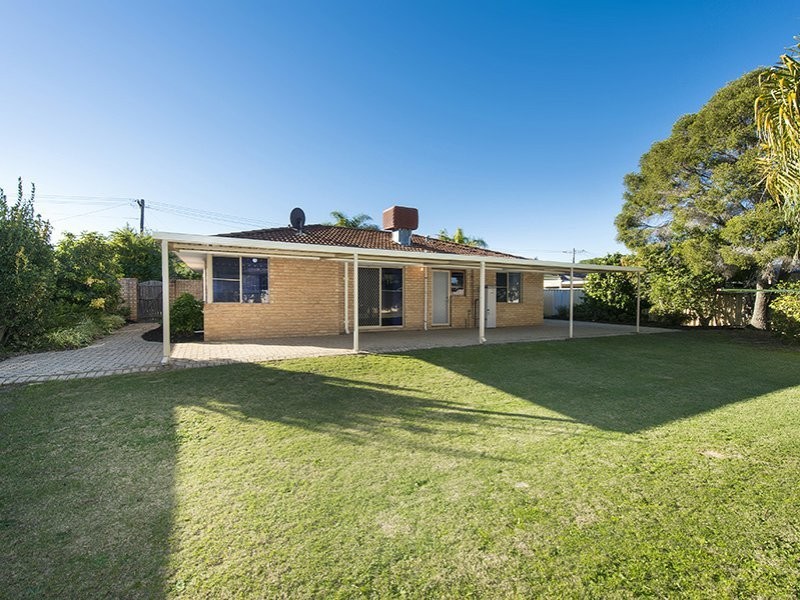 73 Golden Crescent, High Wycombe WA 6057