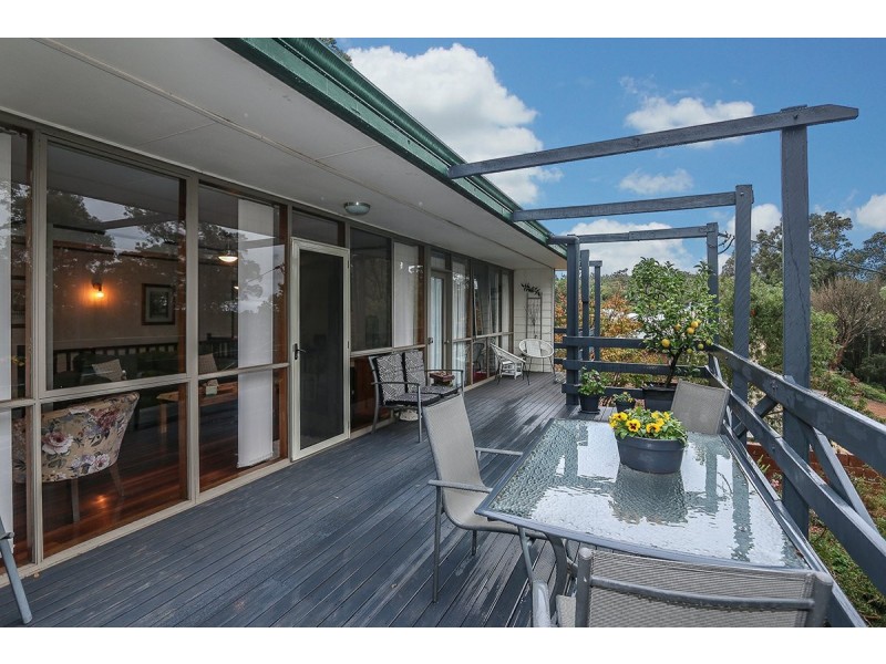 29 Palmateer Drive, Carmel WA 6076