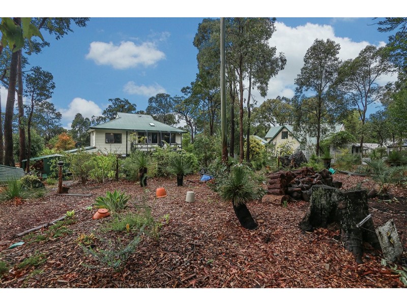 29 Palmateer Drive, Carmel WA 6076