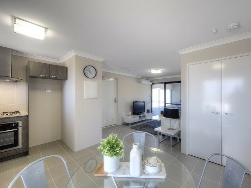 6/15 Boonooloo road, Kalamunda WA 6076