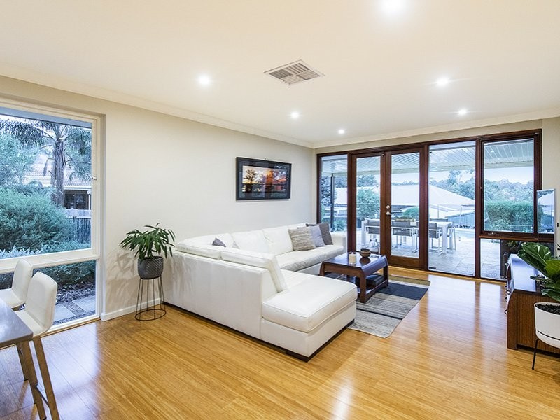 13 Farrant Street, Gooseberry Hill WA 6076