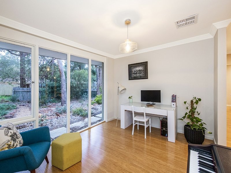 13 Farrant Street, Gooseberry Hill WA 6076